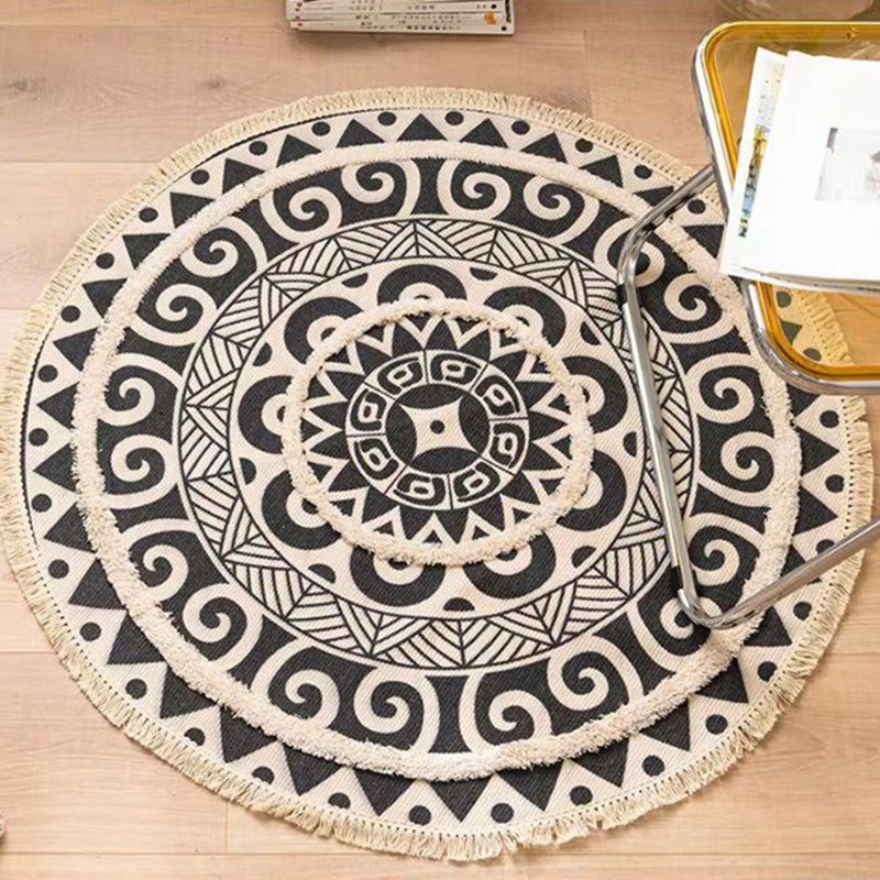 Creative Graphic Design Rug Aesthetic Round Carpet with Fringe Cotton Blend Rug for Home Decor