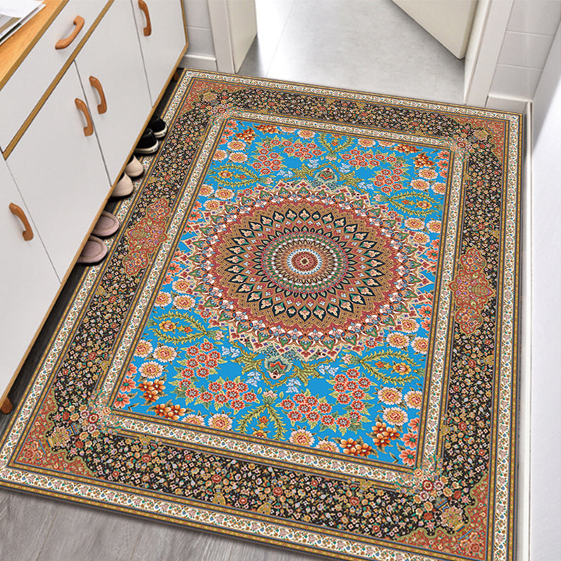 Traditional Home Decoration Carpet Symmetry Print Polyester Indoor Rug Stain Resistant Area Carpet