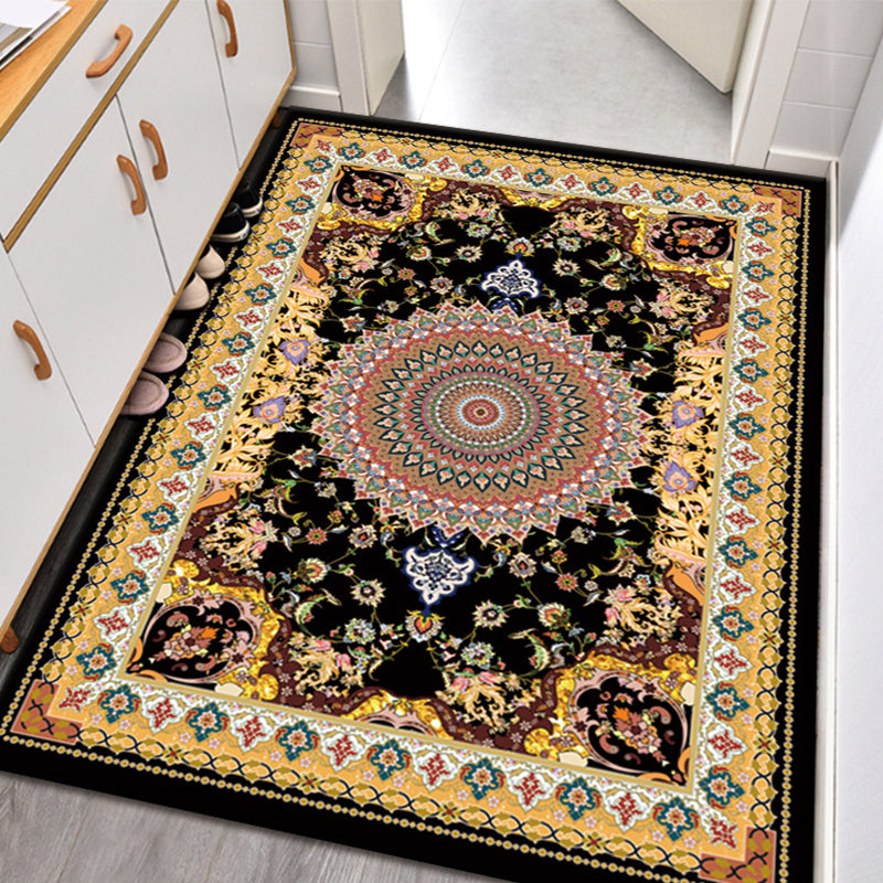 Vintage Symmetry Print Area Rug Polyester Carpet Non-Slip Backing Indoor Carpet for Living Room
