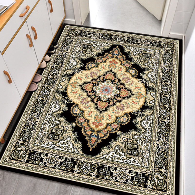 Vintage Symmetry Print Area Rug Polyester Carpet Non-Slip Backing Indoor Carpet for Living Room