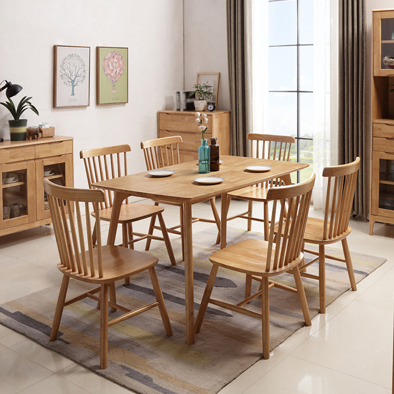 Ensemble de table à manger en forme de bois moderne en bois à 4 jambes formelle pour meubles à manger