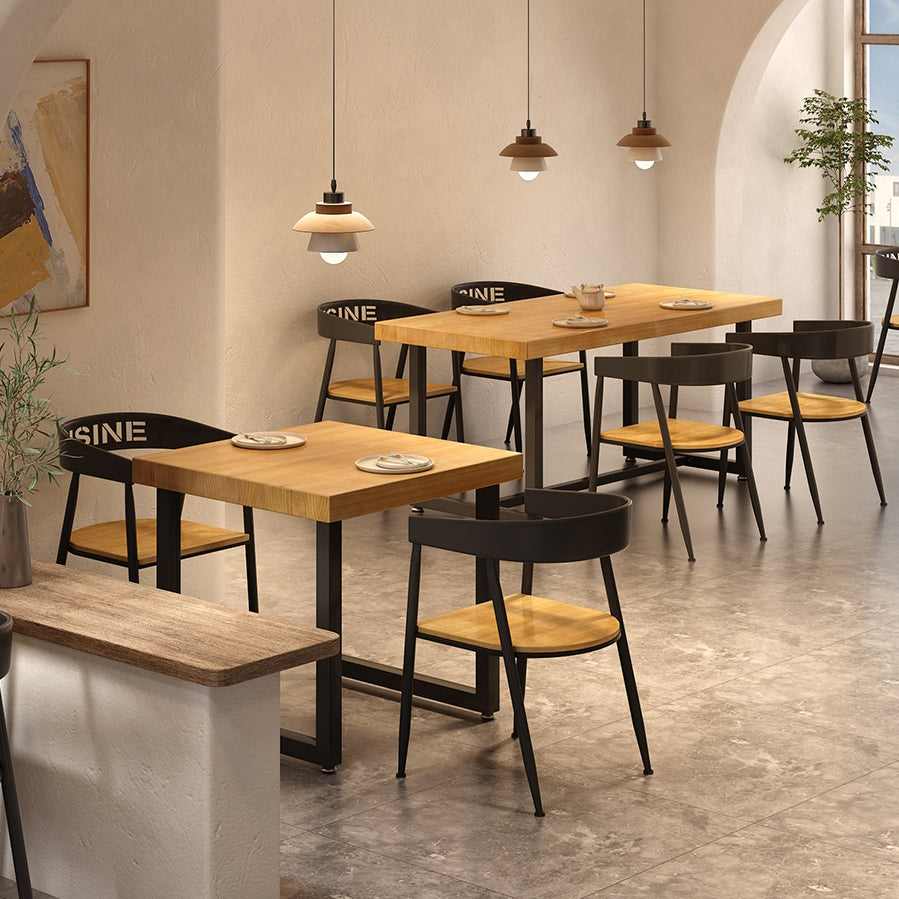 Set da pranzo in legno solido in stile industriale con tavolo a forma di rettangolo e base di cavalletto per uso domestico