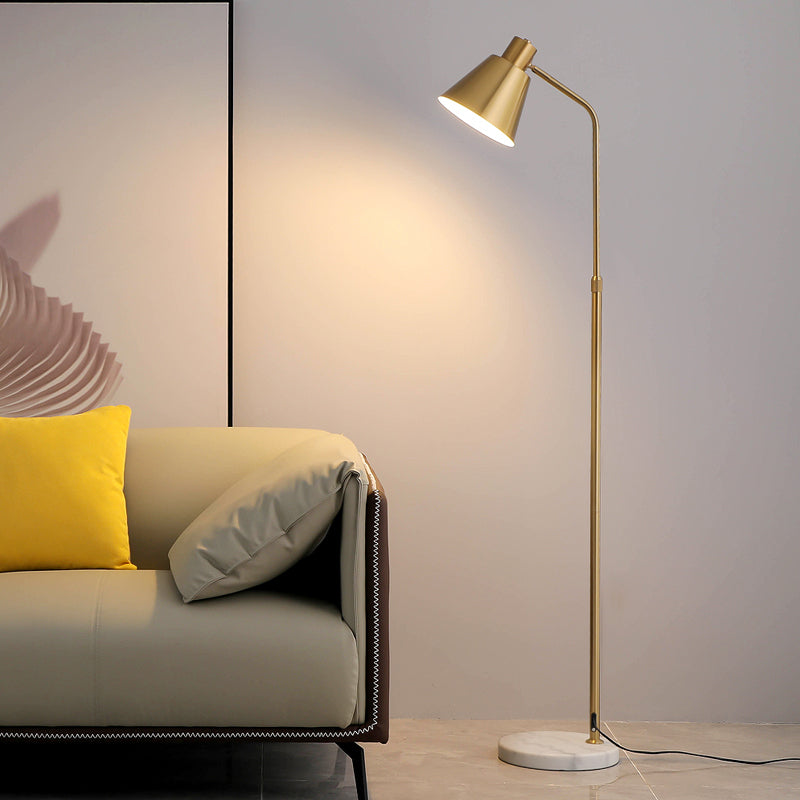 Minimalistische konische Schattenstock-Lampe Metall 1-Licht Wohnzimmer stehende Licht