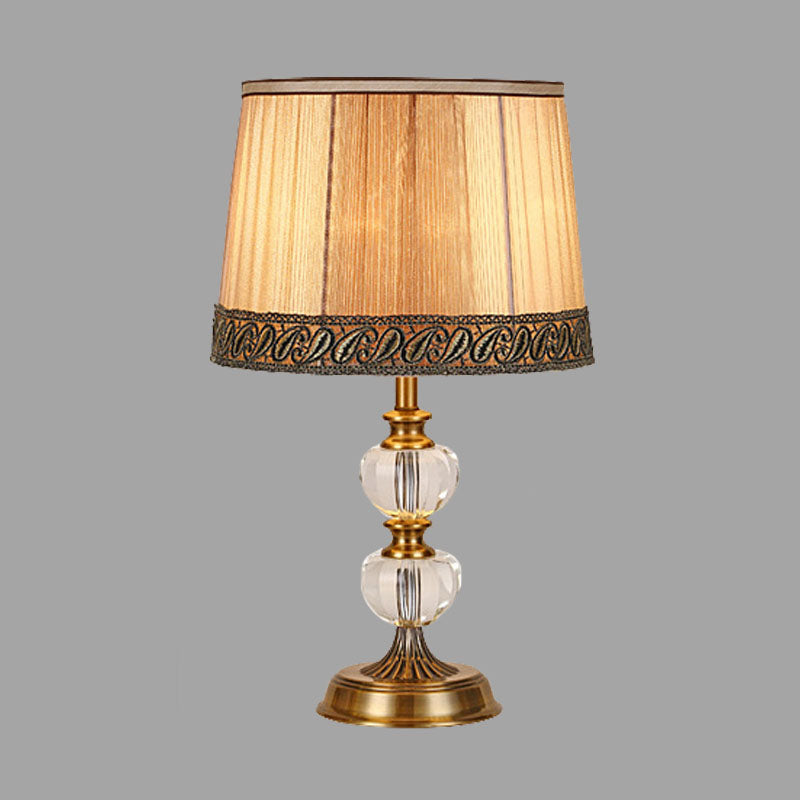 Tambour rustique lumière de nuit simple lampe de table en tissu de bulbe en beige pour chambre à coucher avec une boule de cristal