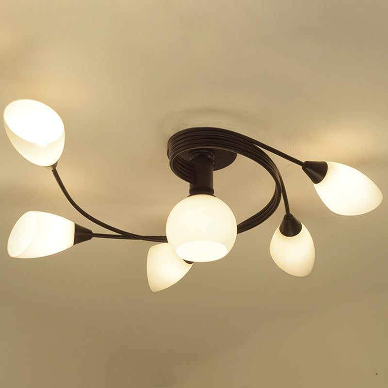 Modern Noordse macaron semi -flush mount smeedijzeren radiaal plafondlicht met witte glazen schaduw