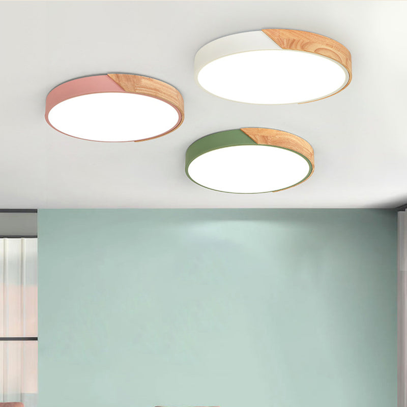 Moderne Nordic LED Macaron Ceiling Light Wrought Iron circulaire Flush Mount avec Acrylic Shade