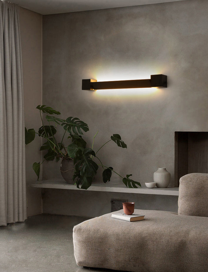 Modern 1-Light LED Wall Sconce Metal Linear Wall Mounted Light for Bathroom