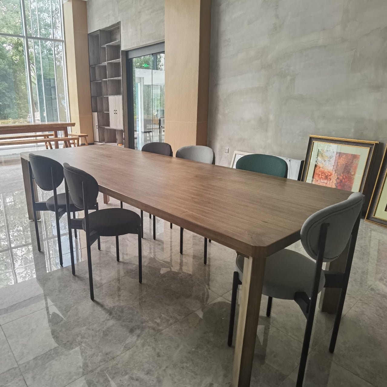 Mesa de comedor contemporánea mesa de madera maciza con 4 patas para el comedor