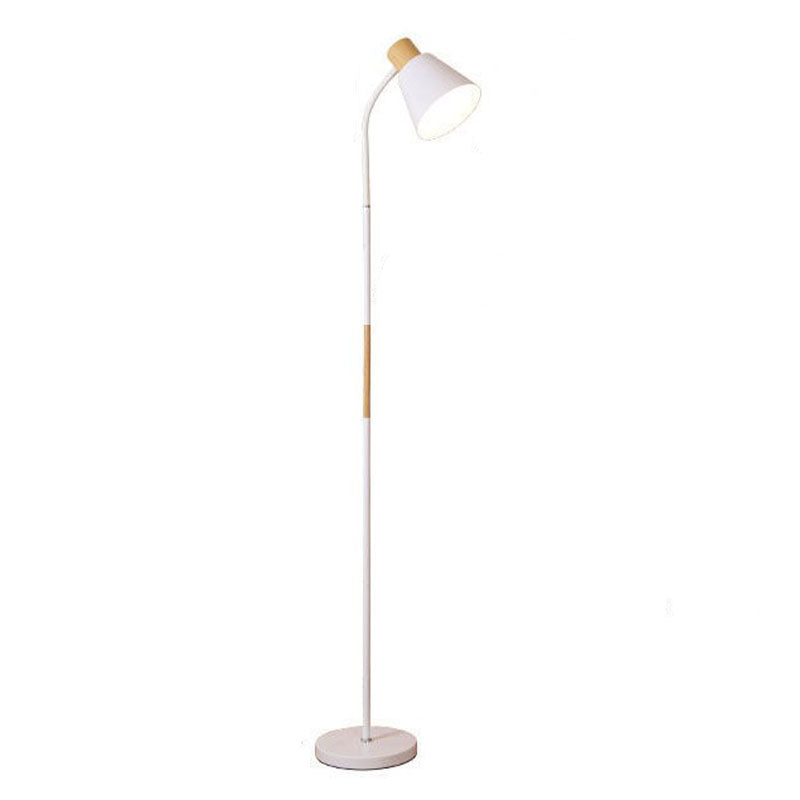 Lampada da pavimento cono moderno nordico 1 luce da pavimento in ferro battuto per soggiorno