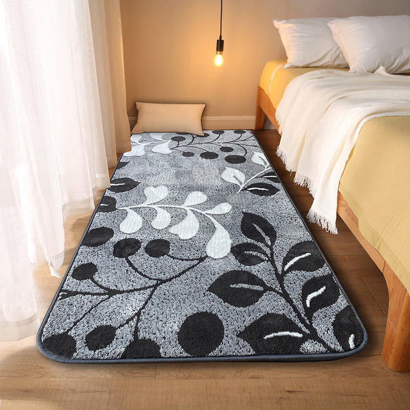 White Living Room Area Rug Graphic Pattern Polyester Area Carpet Anti-Slip Washable Rug