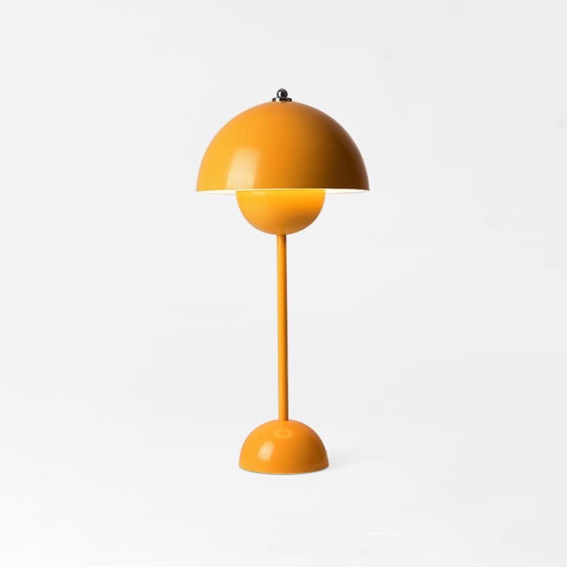 Lampe de table à teinte dôme macaron, lumière de table en métal avec un interrupteur marche / arrêt