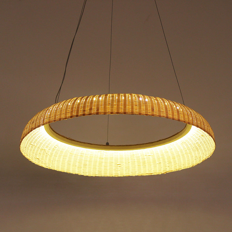 Lampada a sospensione a mano investita a mano in bambù Lampada appesa a LED in beige per sala da pranzo