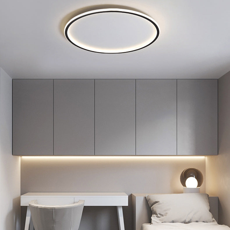 Circular Flush Ceiling Light Fixture Modern Metal LED Black Flush Mount Light Fixture