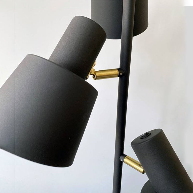 Zwart taps toelopende schaduw Vloerlicht Noordse stijl Metallic staande lamp met verstelbare gewricht