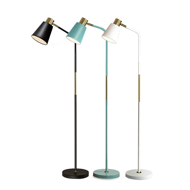 Macaron kleur taps toelopende vloerlamp Minimalistisch 1 lamp metalen vloerlicht voor woonkamer