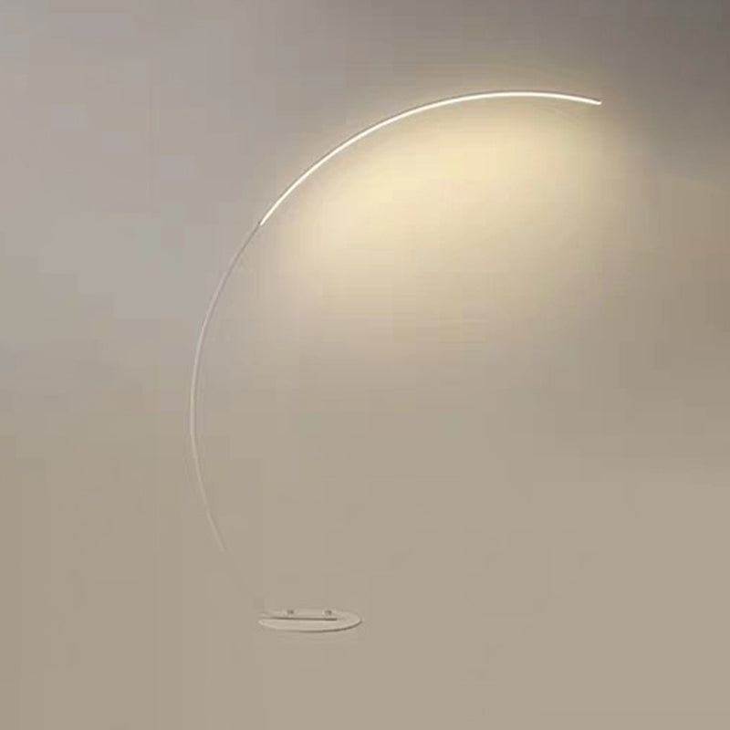 La lampe de poche de salon en forme de C métal minimaliste LED debout clair