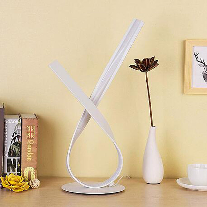 Twisted Desk Light Minimalism Acrylic LED White Night Table Lamp in White/Warm Light for Bedside