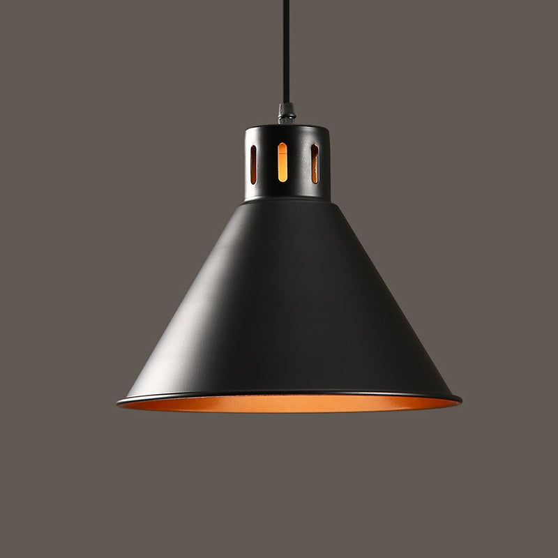 Zwart gearceerde hanglamp plafondlicht industrieel restaurant metalen hangend plafondlicht