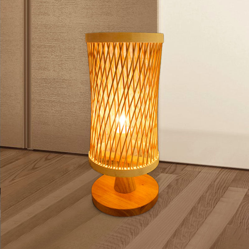 1 lampe de tâche de tâche de tête la lumière de bureau en bambou japonais en beige avec une base en bois rond