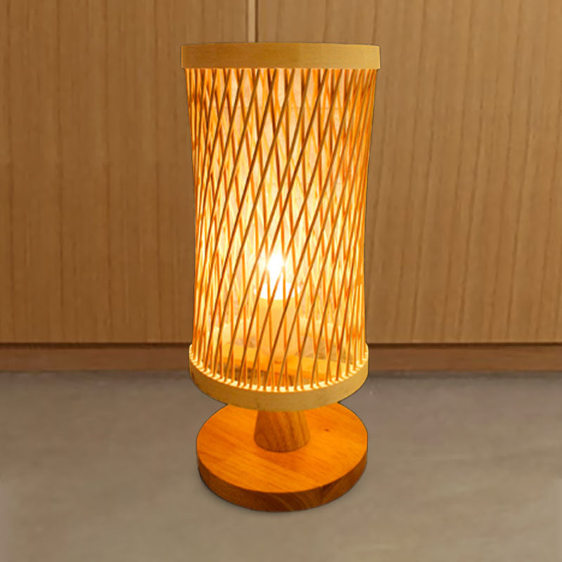 1 lampe de tâche de tâche de tête la lumière de bureau en bambou japonais en beige avec une base en bois rond