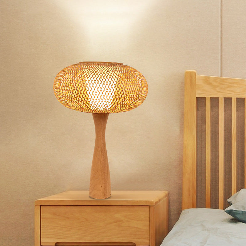 1 Head Handcrafted Task Lighting Aian Bamboo Desk Lamp in Beige with Flared Wood Base