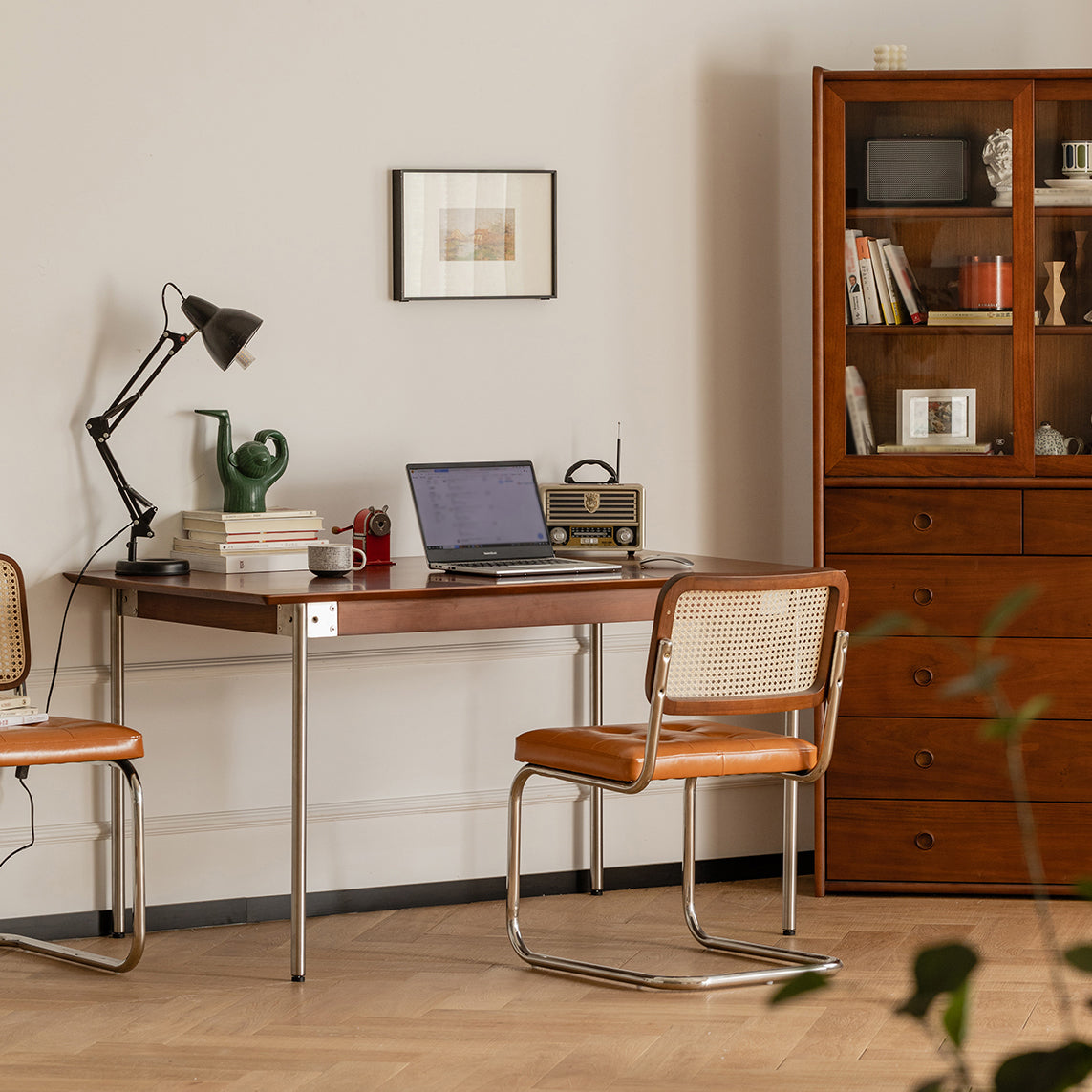 Minimalistische keukenbruine eettafel rechthoekige vorm vaste houten eettafel met 4 potenbasis