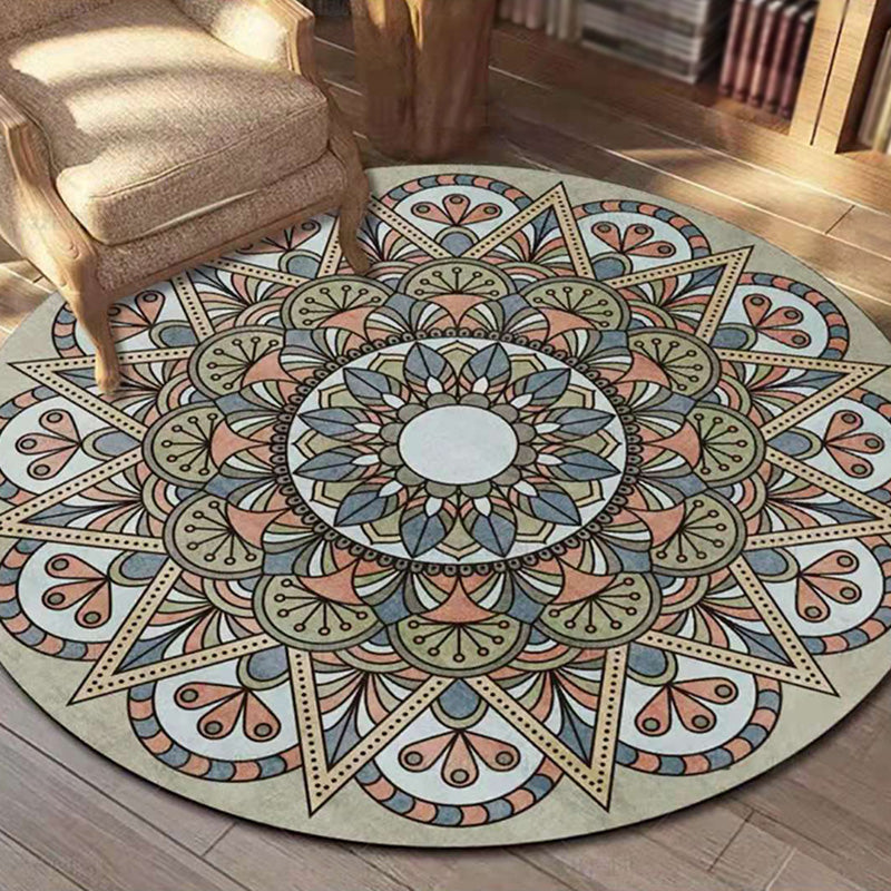 Round Tribal Pattern Carpet Polyester Persian Area Rug Stain Resistant Indoor Rug for Living Room