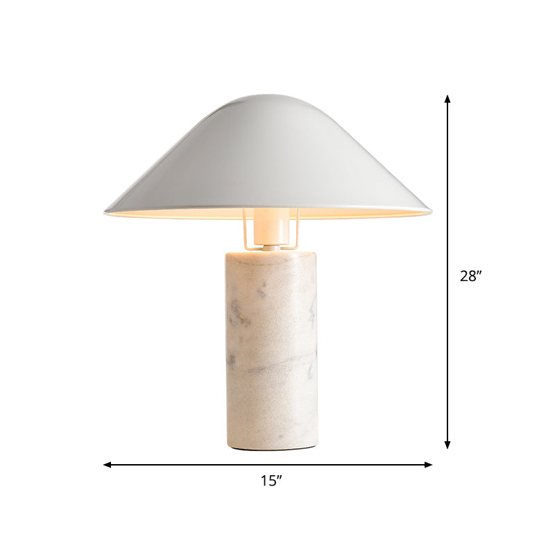 1 Kopf Wohnzimmer Aufgabe Lampe Moderner weißer Schreibtisch Licht mit breitem Flare -Metall -Schatten