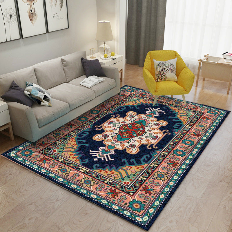 Traditional Area Carpet Antique Pattern Polyester Area Rug Stain Resistant Rug for Living Room