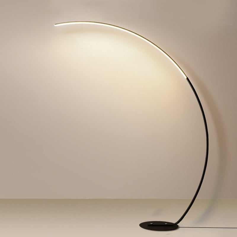 Lampadaire LED minimaliste moderne lampadaire en aluminium linéaire avec une teinte acrylique