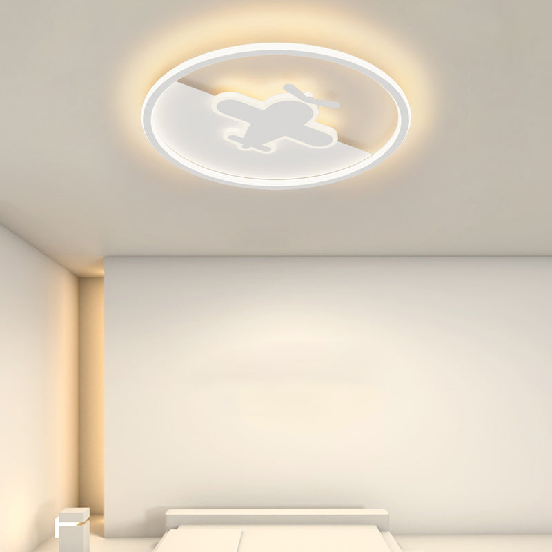 White Metal LED Ceiling Light Modern Style Flush Mount Light for Living Room