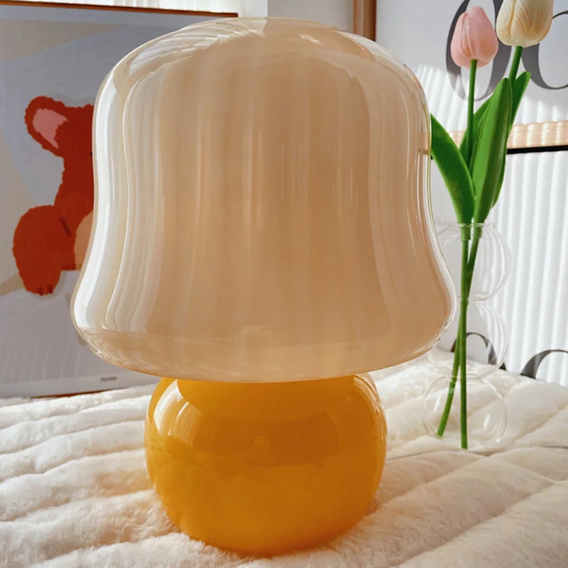 One-Bulb Table Light Modern Glazed Glass Yellow Mushroom Desk Lamp for Bedroom Living Room