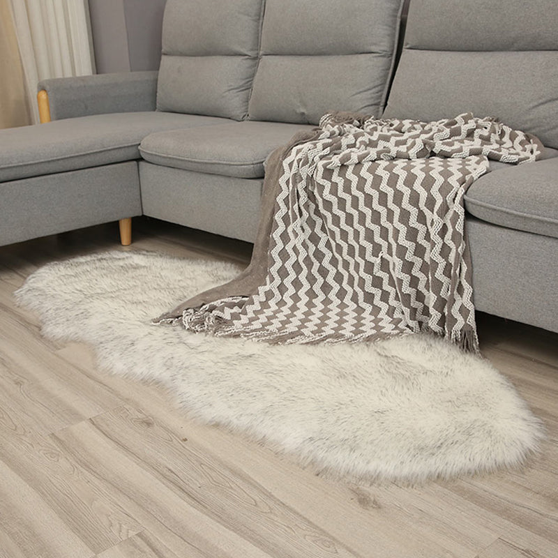 Simple Area Carpet Modern Solid Color Polyester Carpet Non-Slip Backing Shag Rug for Living Room