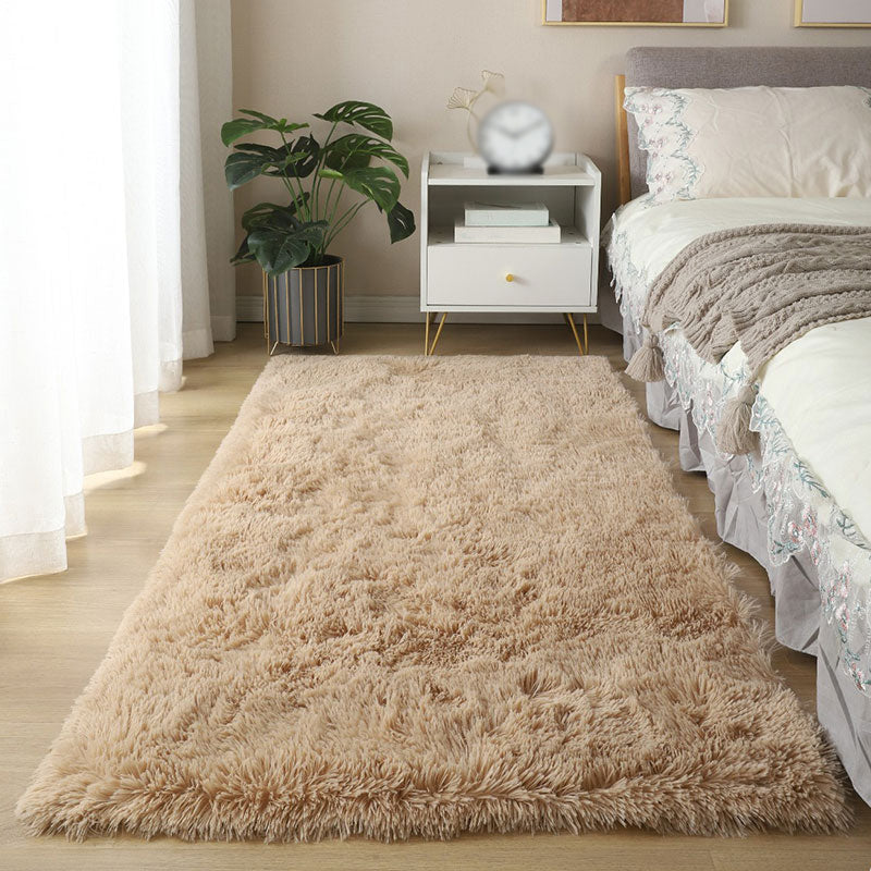 Contemporary Solid Shag Rug Polyester Carpet Non-Slip Backing Indoor Carpet for Adult's Bedroom