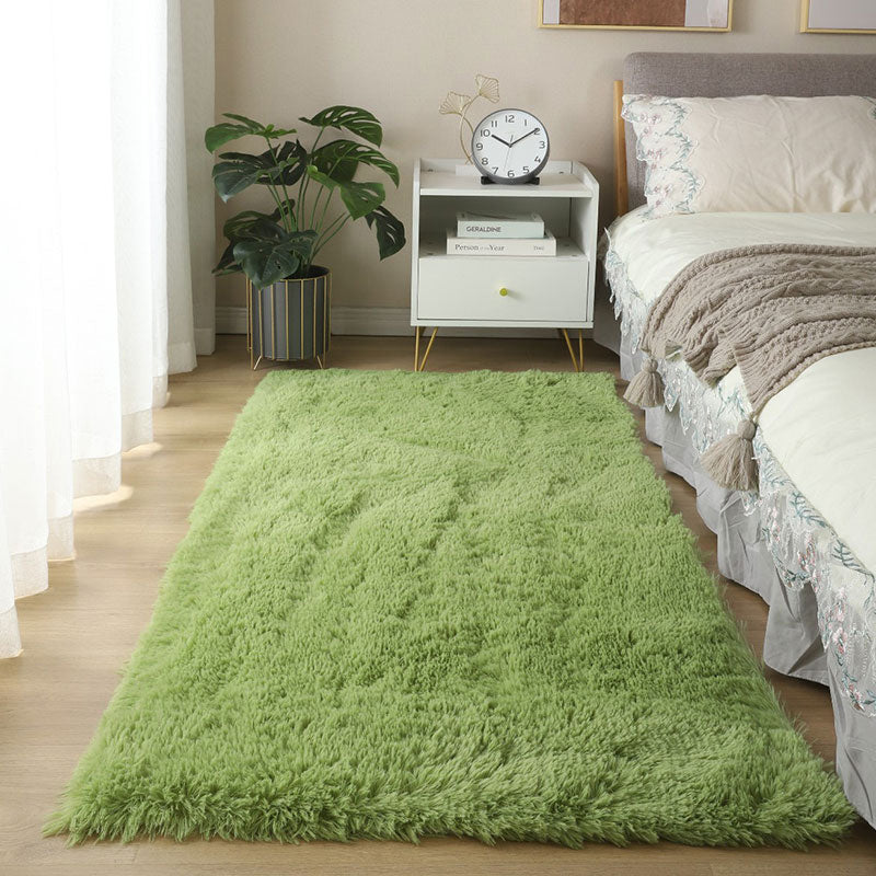 Contemporary Solid Shag Rug Polyester Carpet Non-Slip Backing Indoor Carpet for Adult's Bedroom