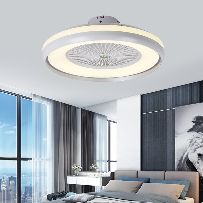 Chambre à coucher ronde semi-luminaire luminaire contemporain acrylique gris / café foncé / champagne 23,5 "de large LED suspendu la lampe à fans, 5 lames