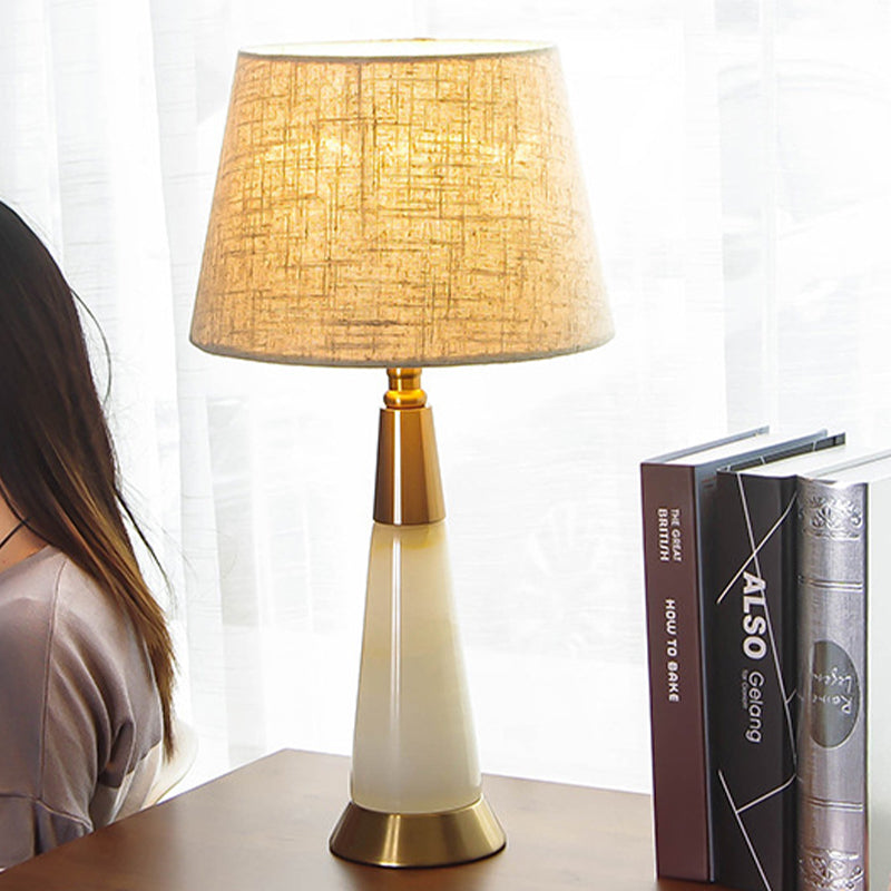 Contemporary 1 Head Task Lighting White Flared Reading Book Light with Fabric Shade