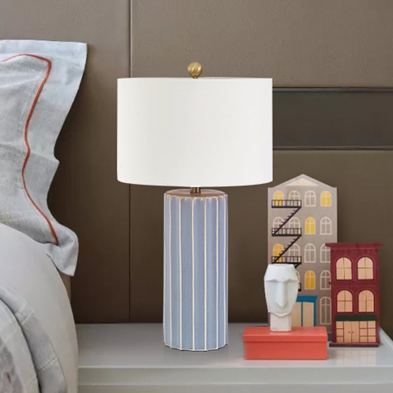 Straight Sided Shade Nightstand Lamp Contemporary Fabric 1 Head Task Lighting in White