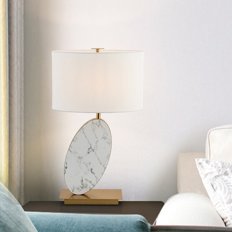 1 Head Shaded Task Lamp Modern Fabric Table Light in White with Brass Rectangle Metal Base