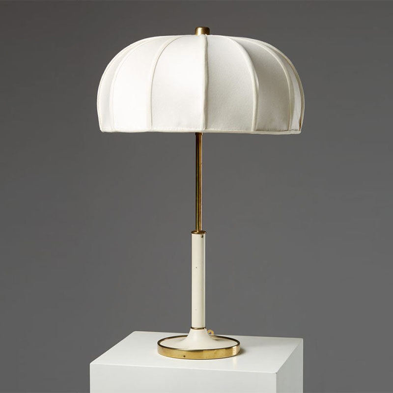 1 Head Shaded Task Lighting Contemporary Fabric Night Table Lamp in Green/White with Metal Base