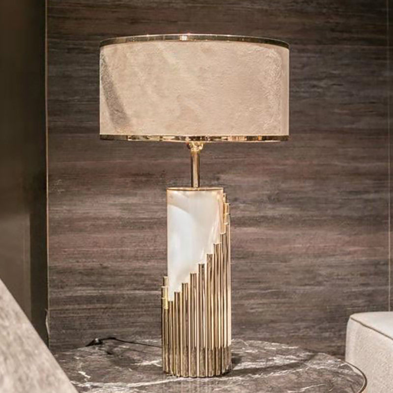 1 Head Living Room Desk Light Modern Gold Table Lamp with Cylindrical Fabric Shade