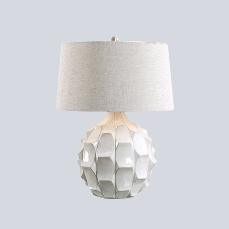 Fabric Tapered Table Light Modernist 1 Bulb Small Desk Lamp in White for Bedroom