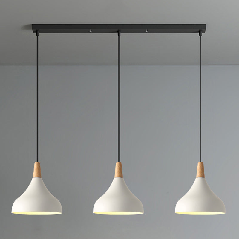 Swell Form Pendant Light Makkaron Metall 3-Kopf-Multi-Hanging-Leuchte mit Holzspitze