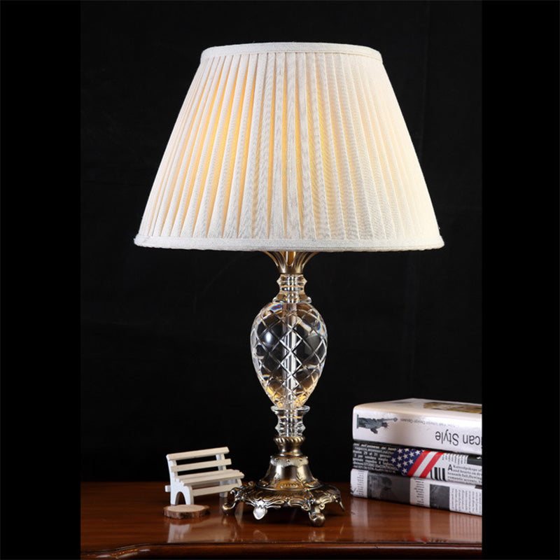 Cream Grey Pieghe Light Modern 1 Bulb tessuto da scrivania Lampada, base in metallo intagliato in bronzo