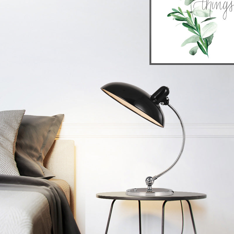 1 Head Dining Room Task Light Modern Black Small Desk Lamp with Flat Metal Shade