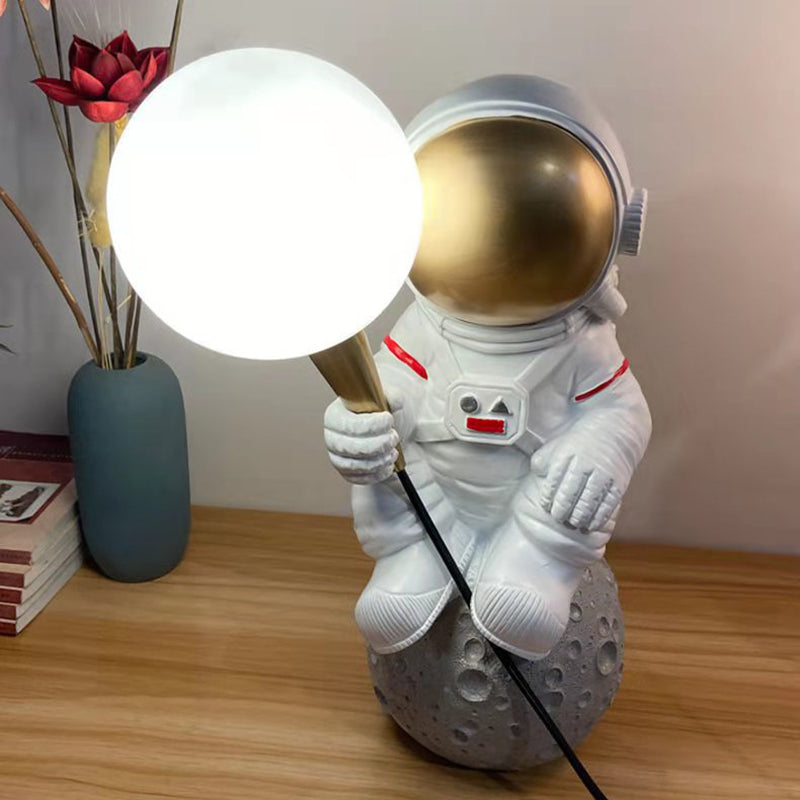 Modern Style Astronaut Shape Night Table Lamp Resin 1 Light Table Light