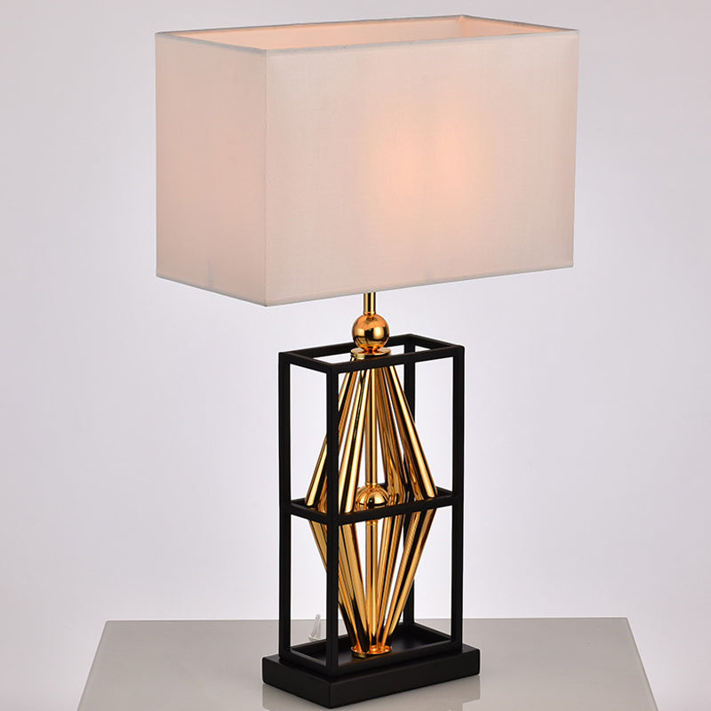 1 bulbo Lámpara de mesa de metal de dormitorio Iluminación de noche blanca posmoderna con sombra de tela rectangular