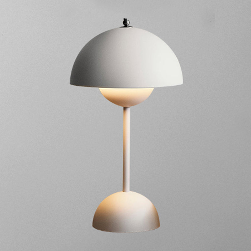 Dome Table Lamp in Modern Creative Style Metal Single Light Table Lamp for Bedroom