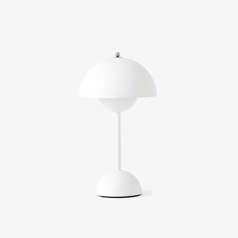 Moderner Stil Dome Night Tischlampe Metal Ein leichter Nachttischlampe