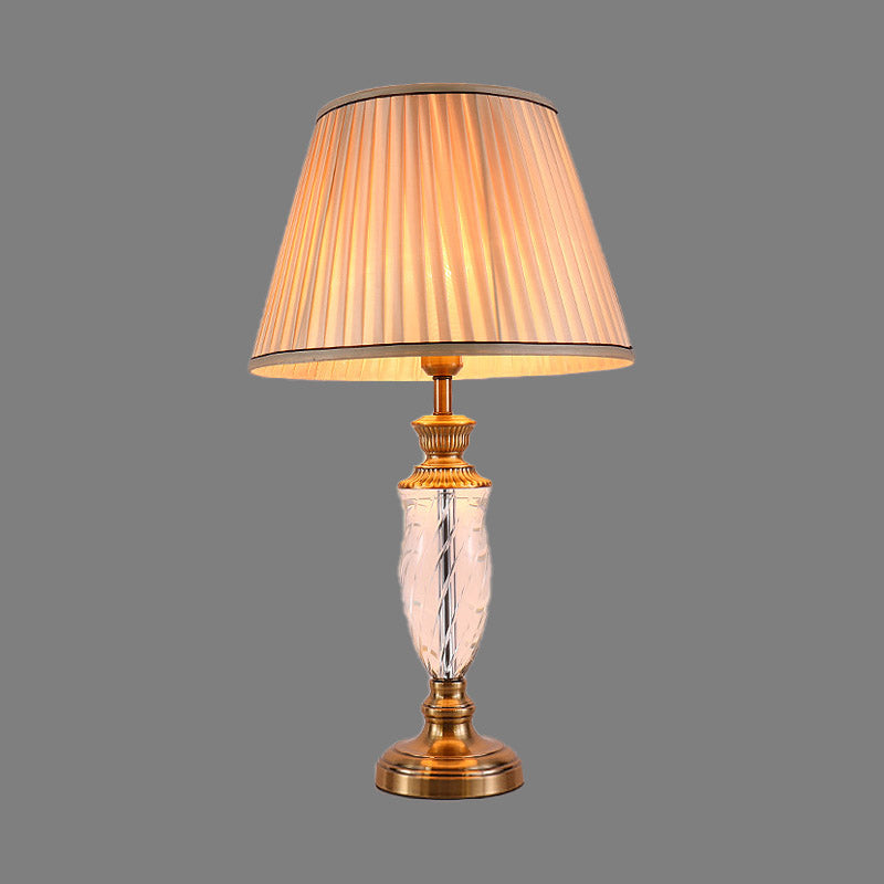 1 Head Urn-Shaped Fabric Desk Light Modernism Hand-Cut Crystal Night Table Lamp in White